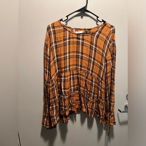 Maurice’s Long Sleeve Top